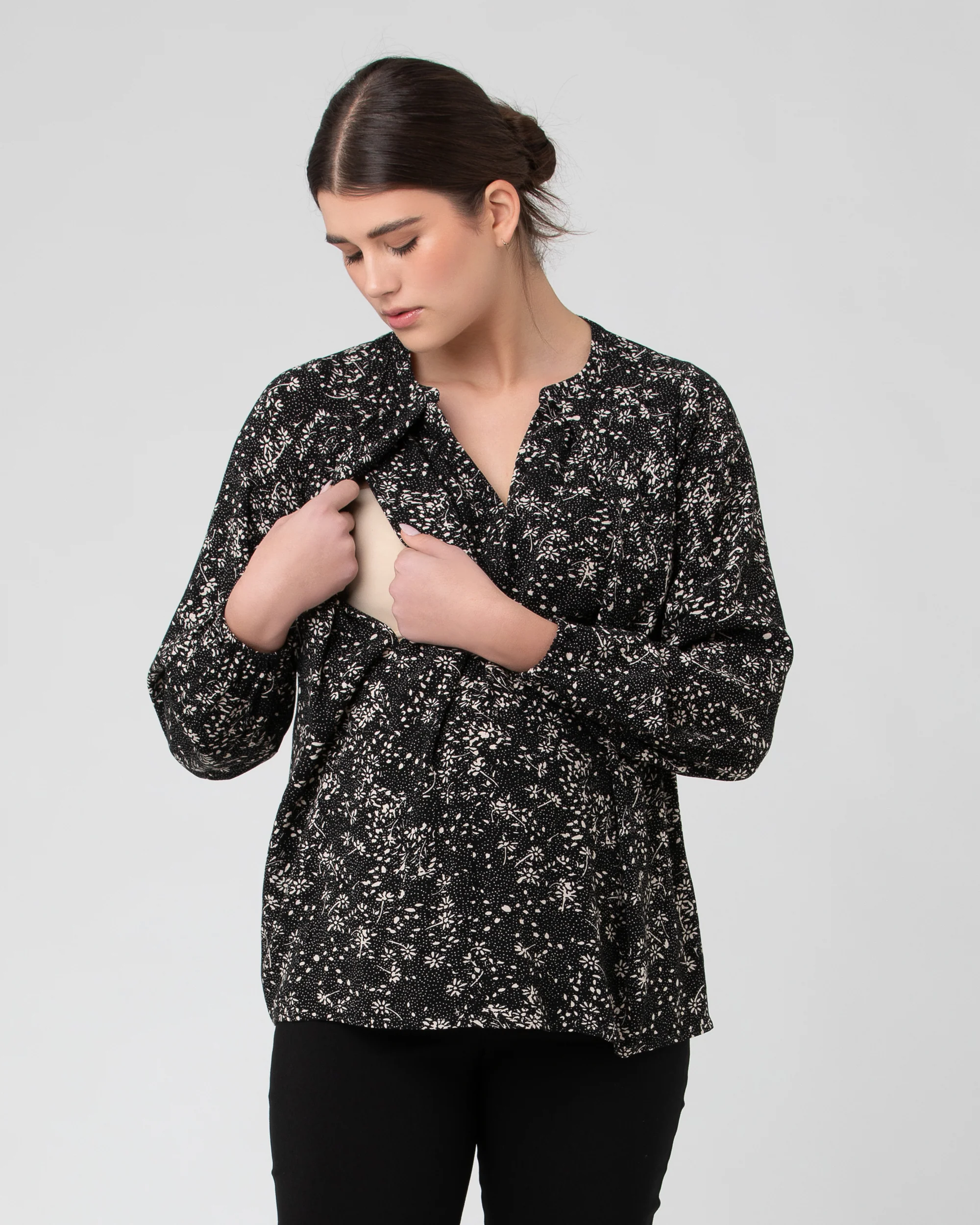 Trixie Nursing Blouse Black / Natural - Image 4